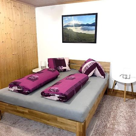 Guenstig Und Einfaches Studio Auf Dem Bauernhof Zuoz Luaran gambar
