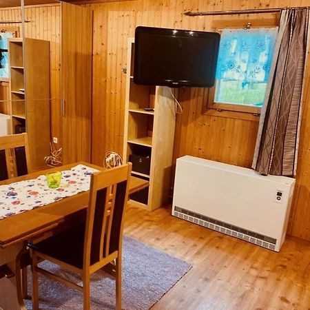 Guenstig Und Einfaches Studio Auf Dem Bauernhof Zuoz Luaran gambar